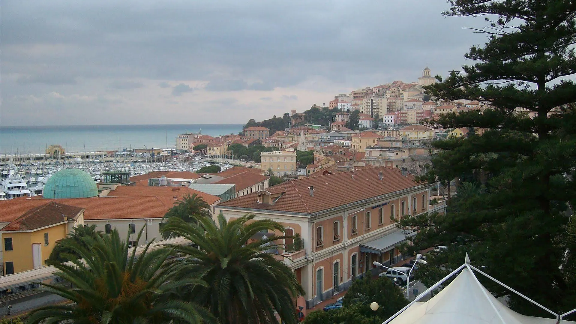 ****  Hotel Miramare Imperia Italie