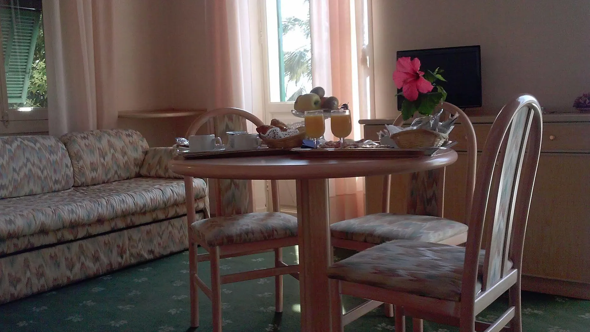 Hotel Miramare Imperia 4*,