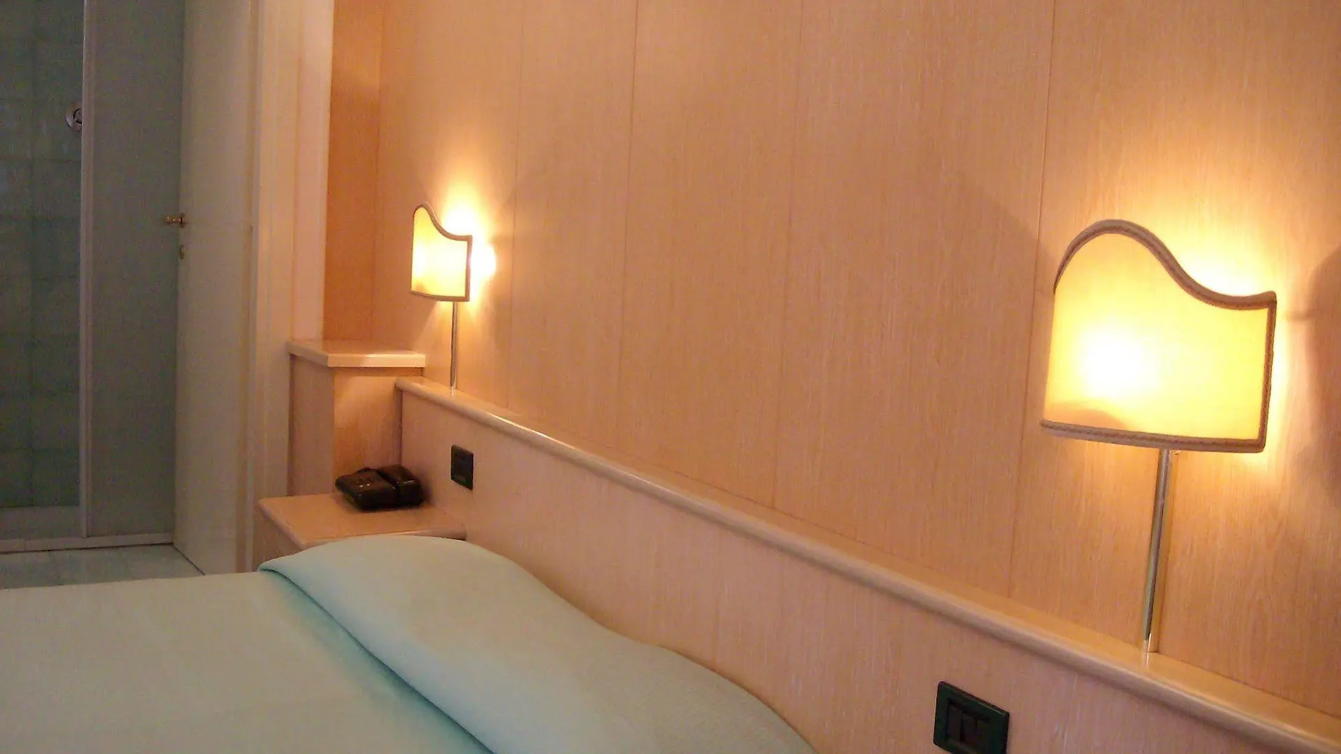 Hotel Miramare 임페리아